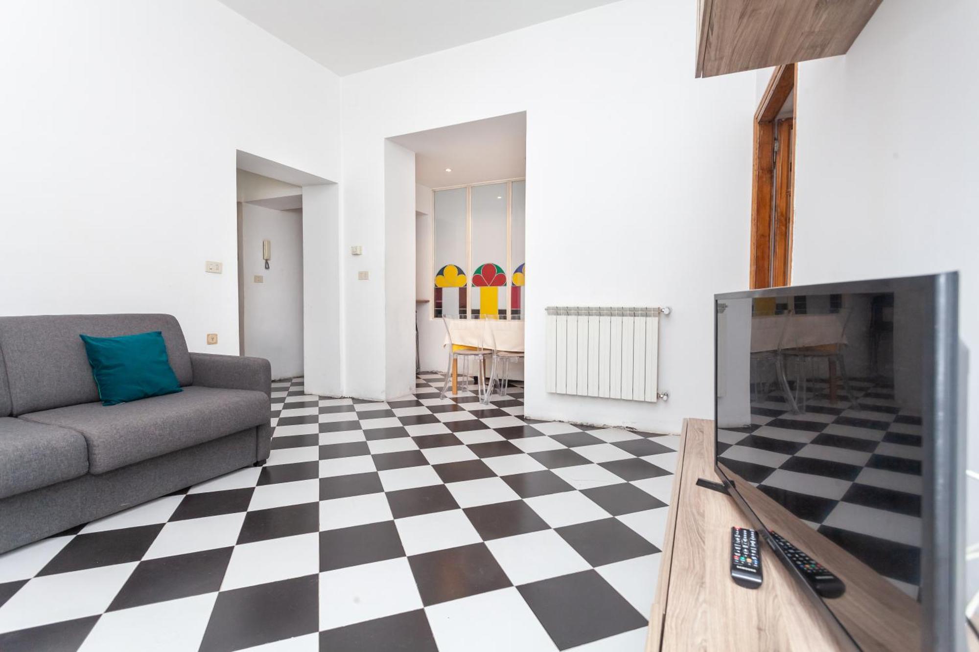 Apartment Palazzo Sant'elena - By Openroma