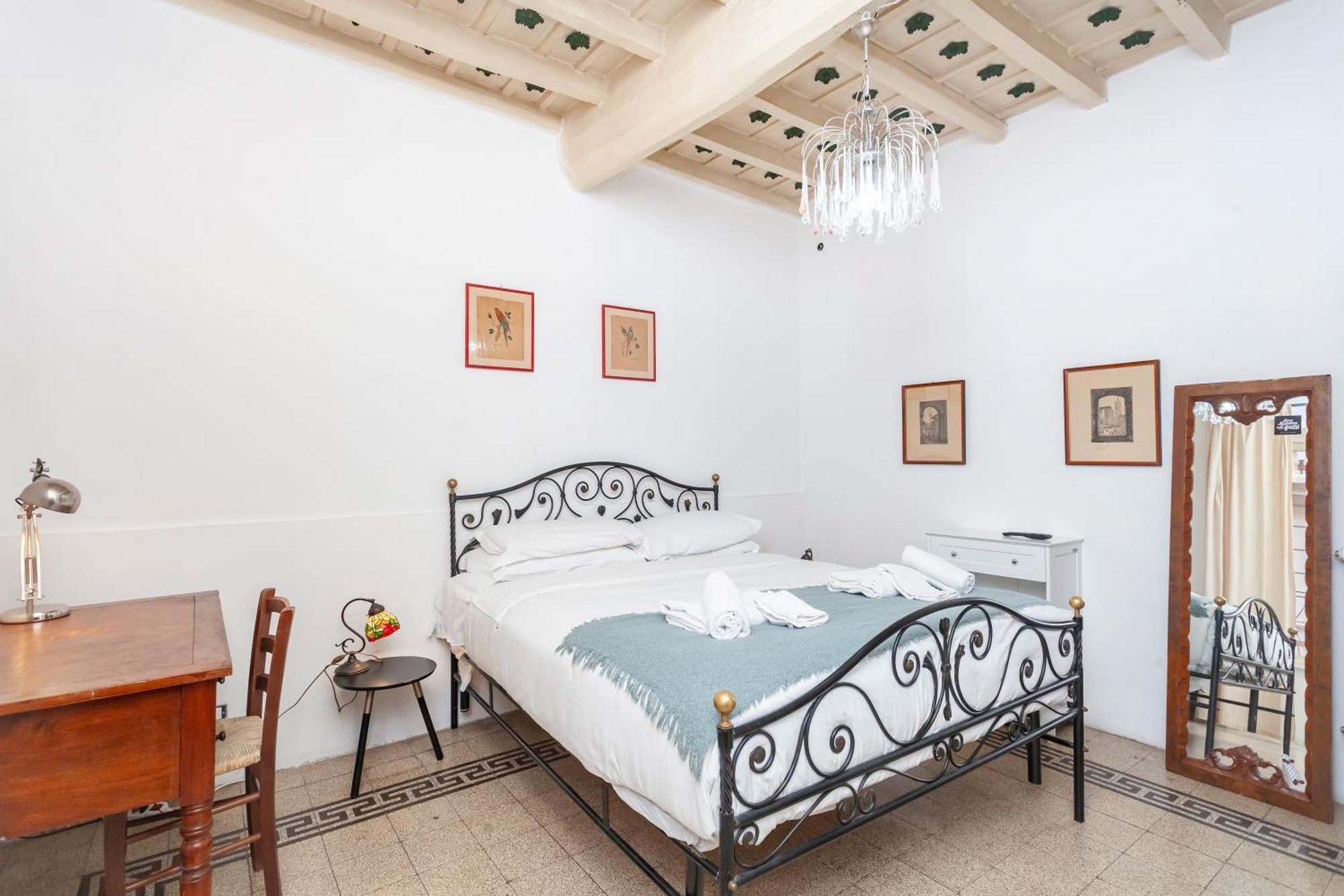 Palazzo Sant'elena - By Openroma *